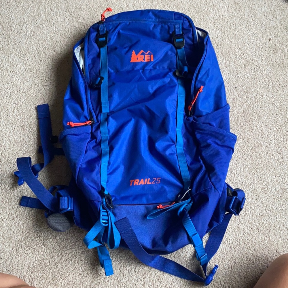 NWOT REI Trail 25 backpack daypack